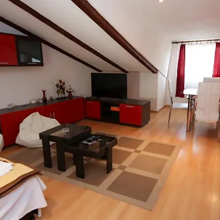Ajdukovic 2 Apartment Vodice