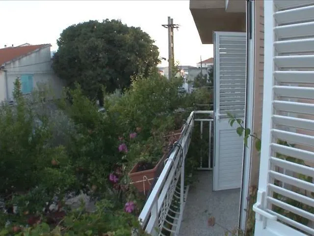 Ajdukovic 2 アパート