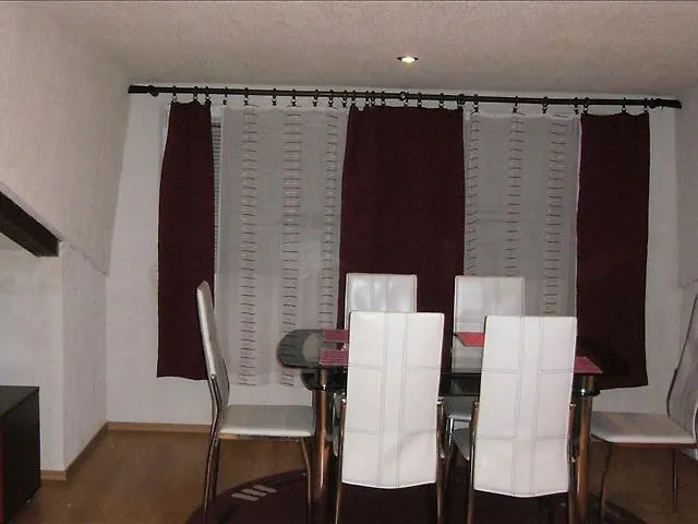 Ajdukovic 2 アパート *